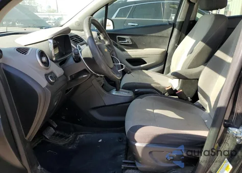 2016 Chevrolet Trax 1Ls z USA, uszkodzony, nr VIN KL7CJNSB6GB590254